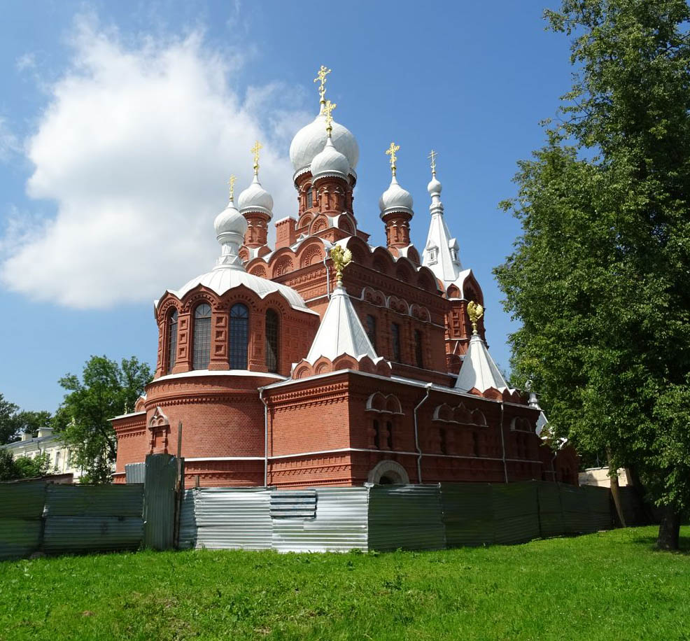 Храм пушкино. Церковь Иулиана Тарсийского в Пушкине. Церковь мученика Иулиана Тарсийского. Храм Иулиана Тарсийского в Царском селе. Церковь Святого мученика Иулиана Тарсийского, Пушкин.