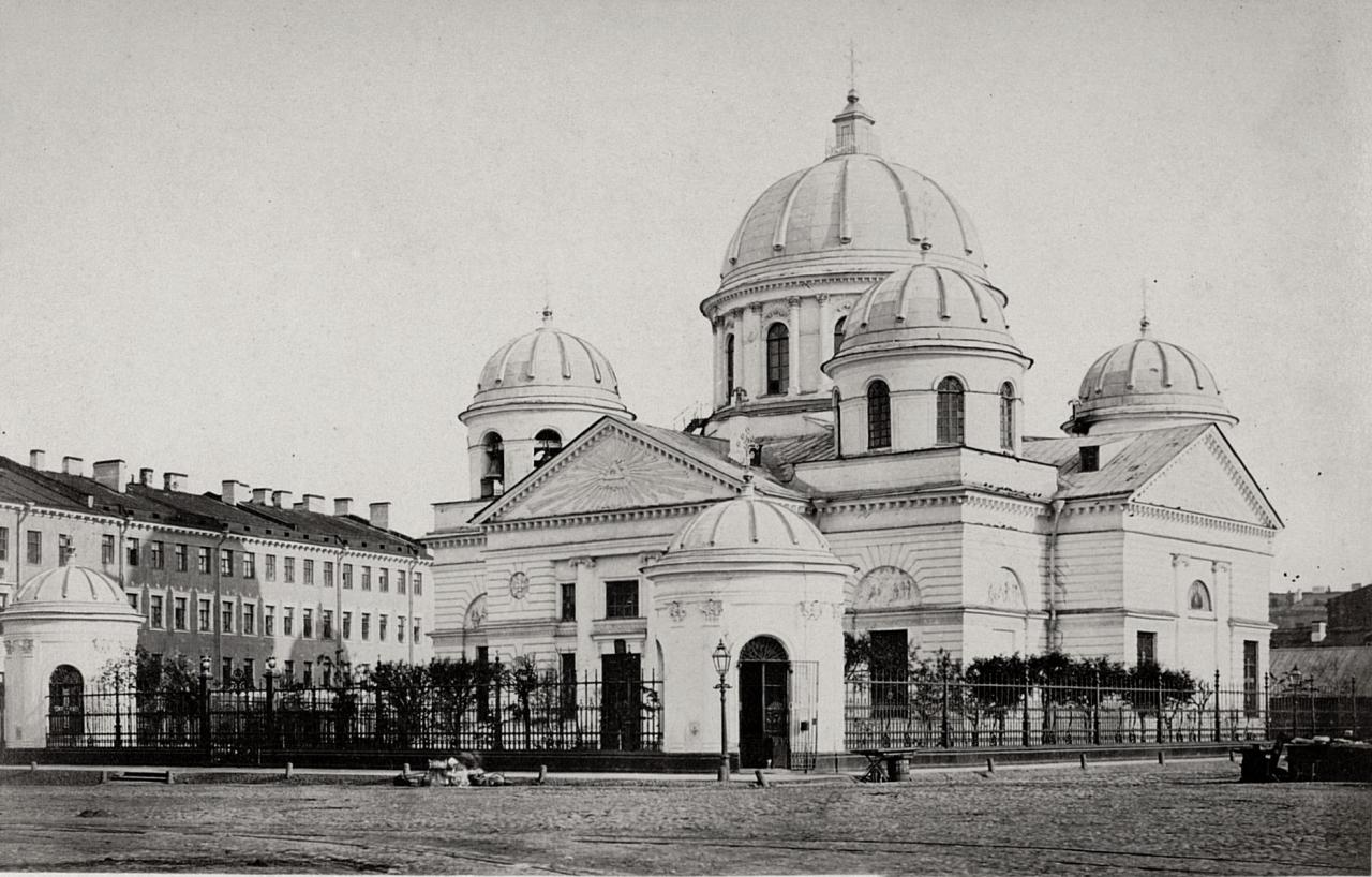 Знаменская записаться. Знаменская Церковь в Санкт-Петербурге площадь Восстания. Знаменская Церковь на пл Восстания. Знаменская Церковь на Знаменской площади.