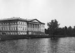 английский дворец в петергофе история